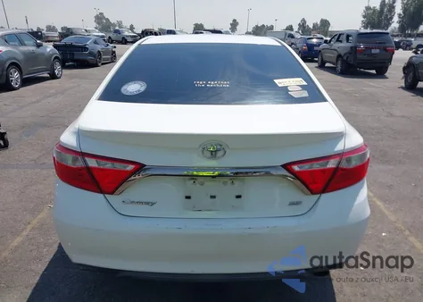 2015 Toyota Camry Se z USA, uszkodzony, nr VIN 4T1BF1FK6FU995161